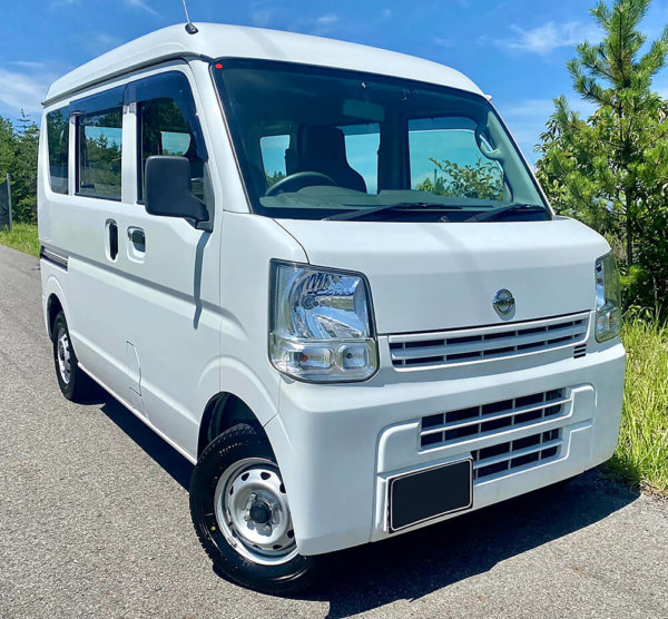 Nissan Clipper NV100 DX ano 29 350 Kg, muito econômico, carro sem detalhes, vale a pena conferir, motor corrente 151.000km, Shaken 2 anos ¥650.000 à vista Fazemos a documentação para Placa Preta Até 24X no cartão de crédito Financiamento próprio Financiamento japonês Estamos em Miyoshi região de Aichi Toyota Loja de carros usados Jp